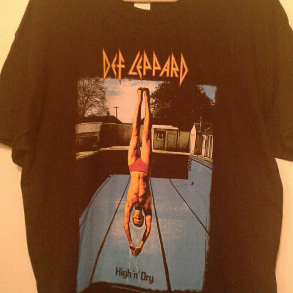 😁😁😁DEF LEOPARD T-SHIRTS NWOT